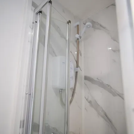 Yss The Church 1 Coatham * レッドカー