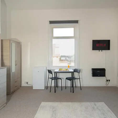 アパート Yss The Church 1 Coatham *