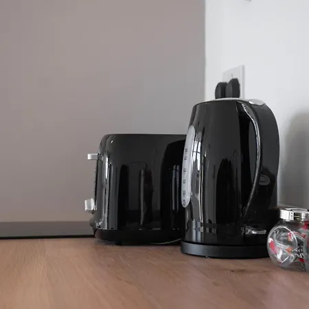 アパート Yss The Church 1 Coatham