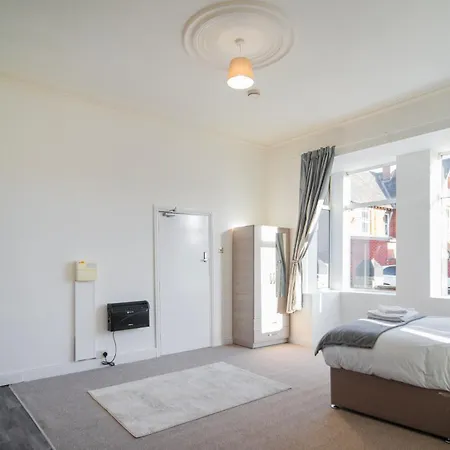 Yss The Church 1 Coatham Apartment *